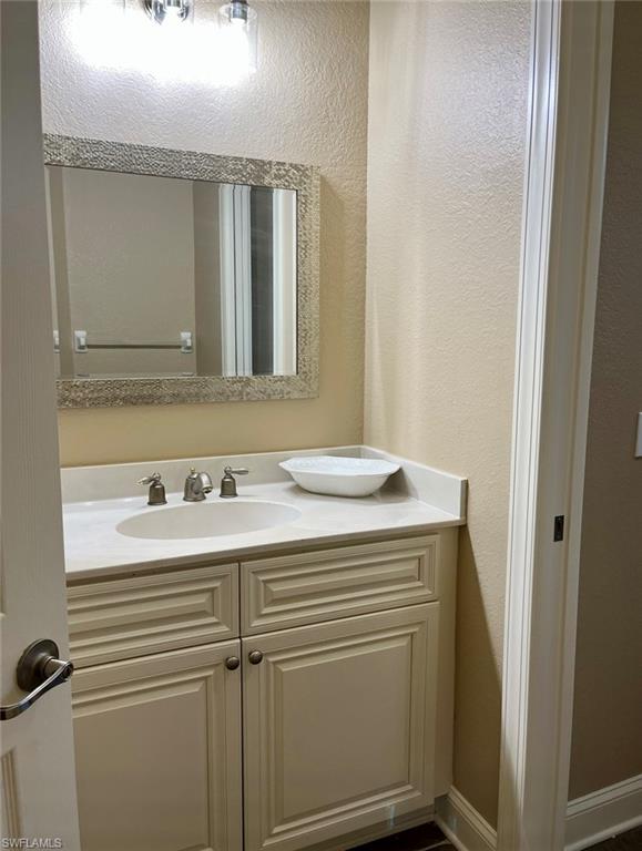 EMERSON SQUARE - Residential