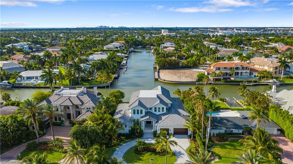 AQUALANE SHORES - Residential