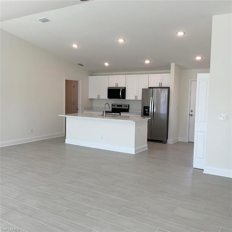 CAPE CORAL - Residential Lease