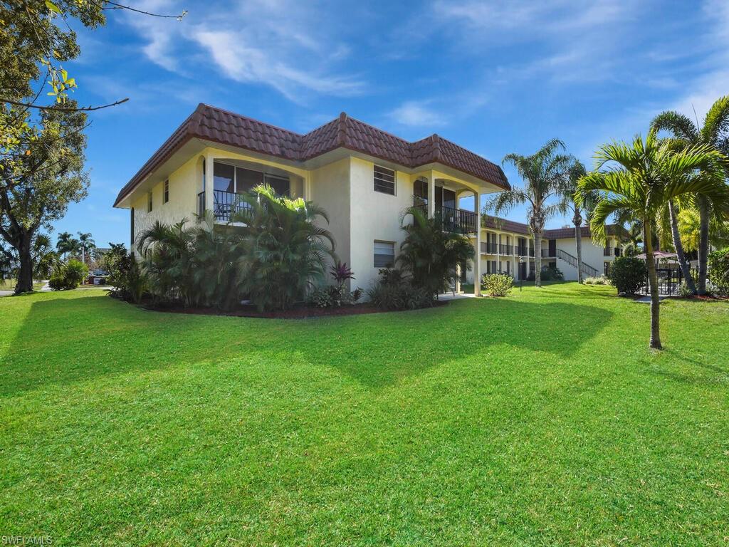 EL MIRADOR CONDOMINIUM - Residential