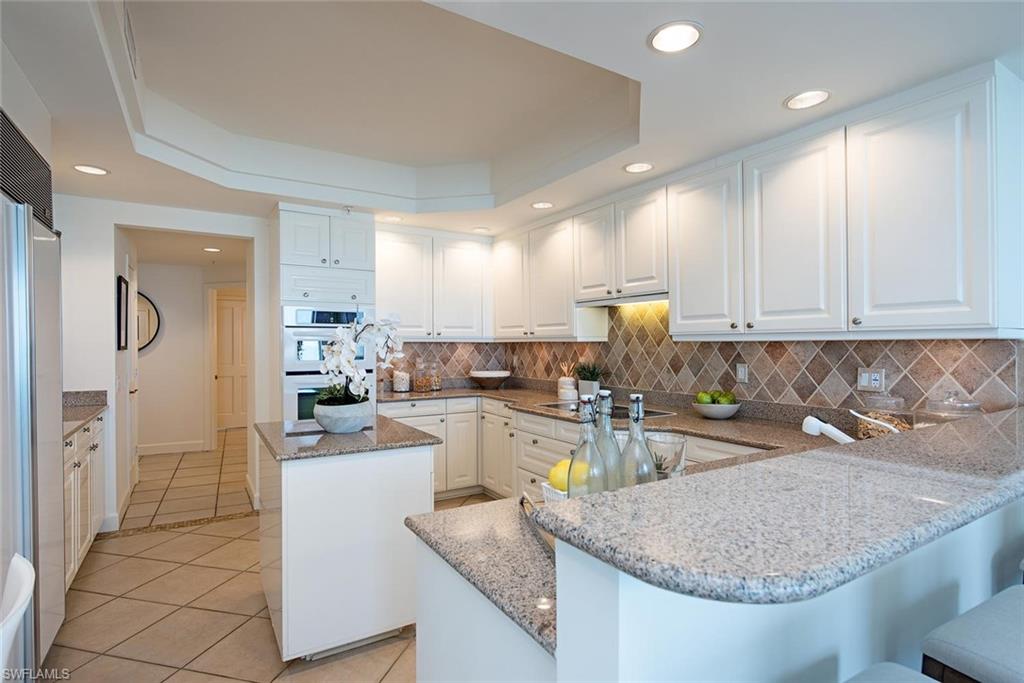 REMINGTON AT BAY COLONY - Residential