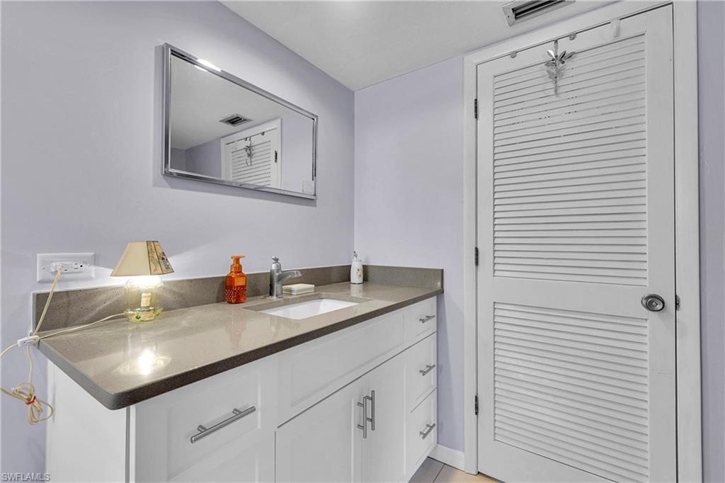 SAN CARLOS PARK - Residential