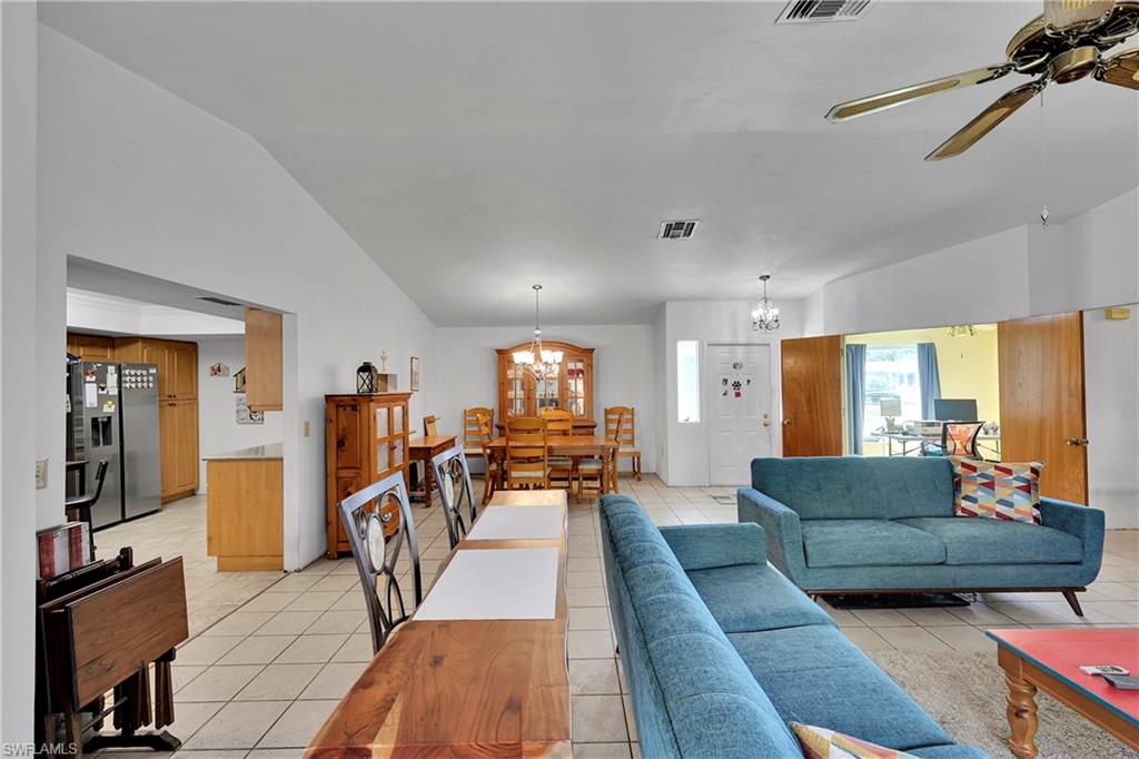 SAN CARLOS PARK - Residential