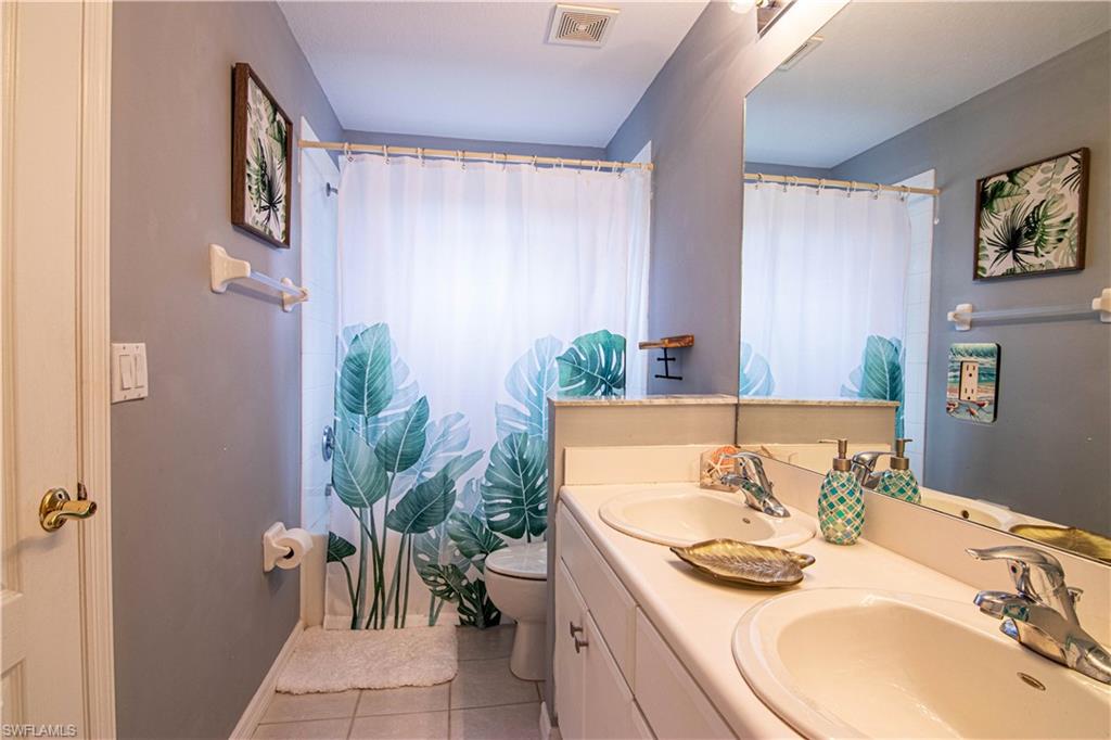 OLYMPIA POINTE - Residential