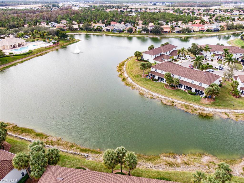 OLYMPIA POINTE - Residential