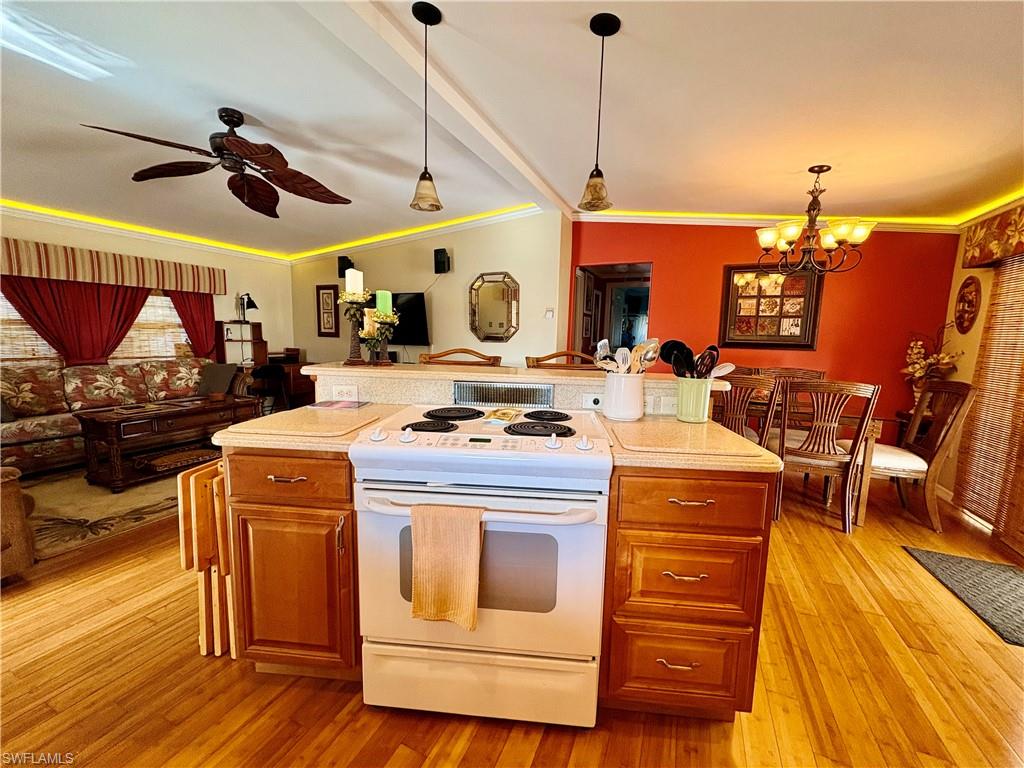 LAKE ARROWHEAD MOB VILLAGE - Residential