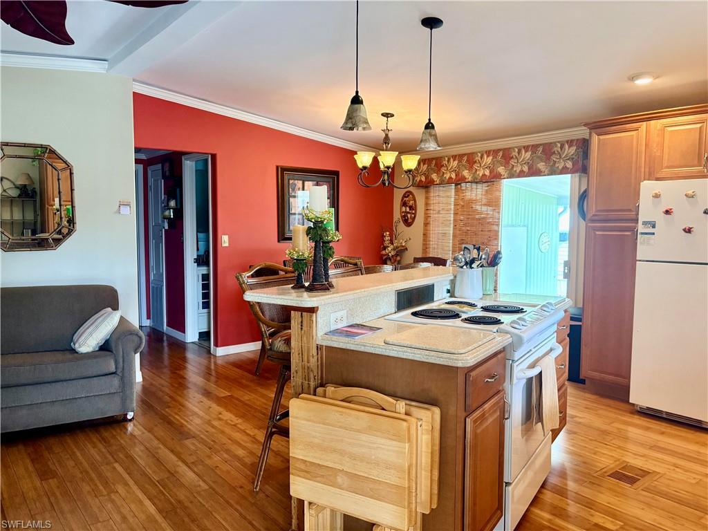 LAKE ARROWHEAD MOB VILLAGE - Residential