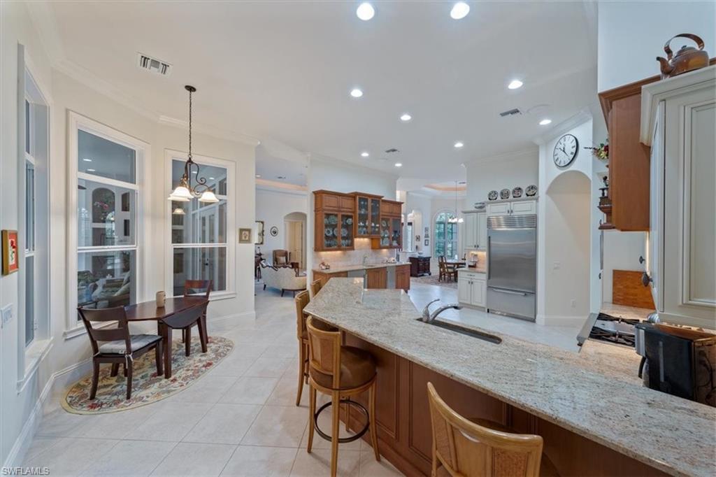 CASTLEWOOD - Residential