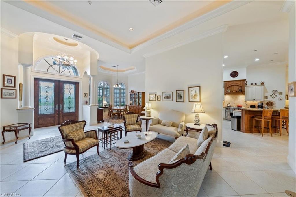 CASTLEWOOD - Residential