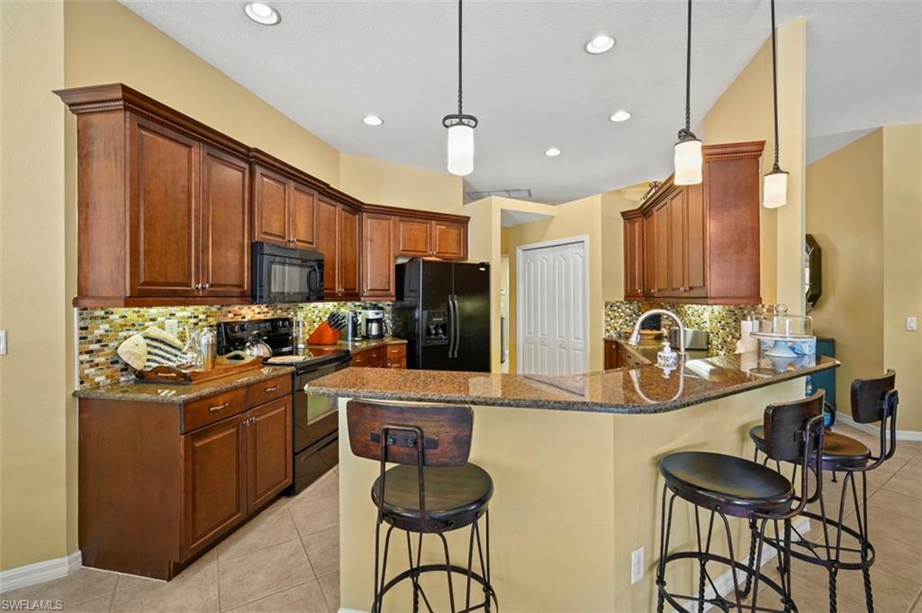 BELLA TERRA - Residential Lease