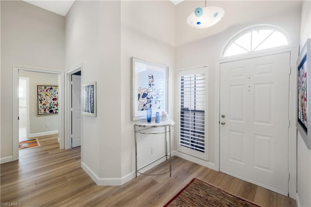 353 CARLTON PL 33