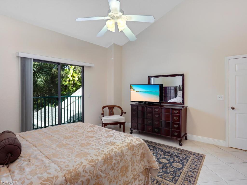 EMERALD WOODS - Residential