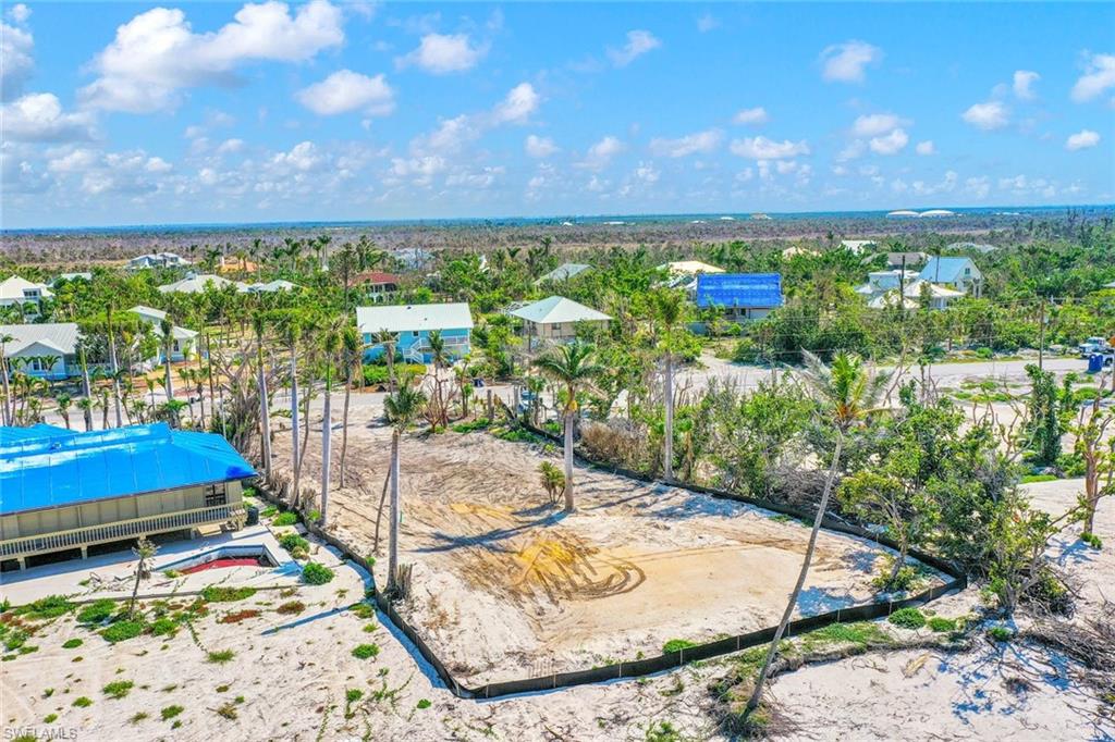 METES AND BOUNDS - Land