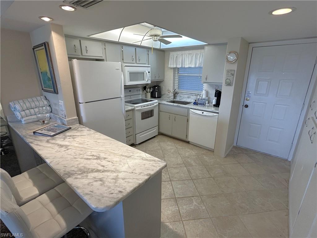 ESTERO COVE CONDO - Residential