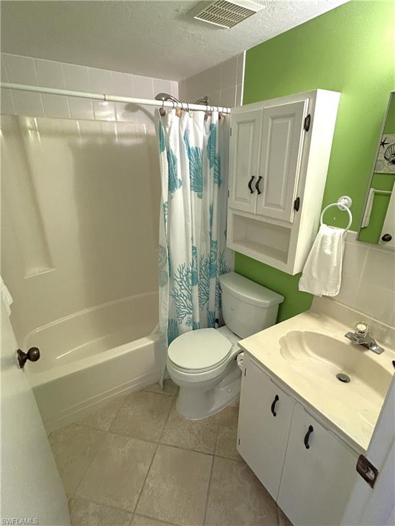 ESTERO COVE CONDO - Residential