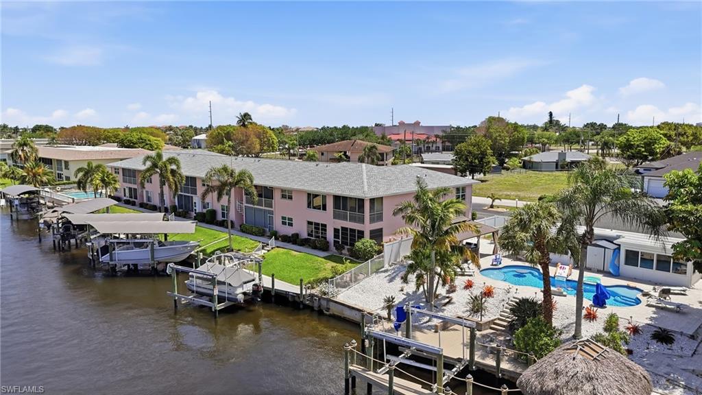 SEABREEZE CONDO - Residential