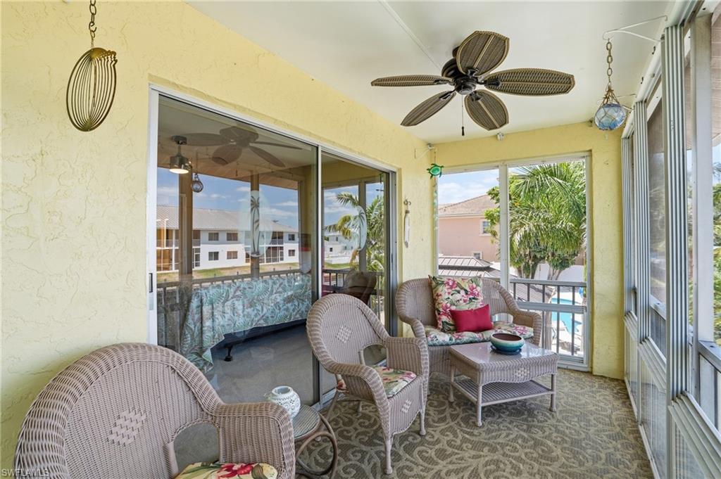 SEABREEZE CONDO - Residential