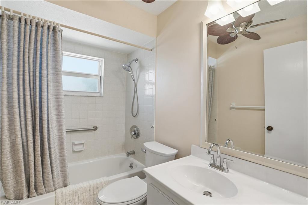 SEABREEZE CONDO - Residential