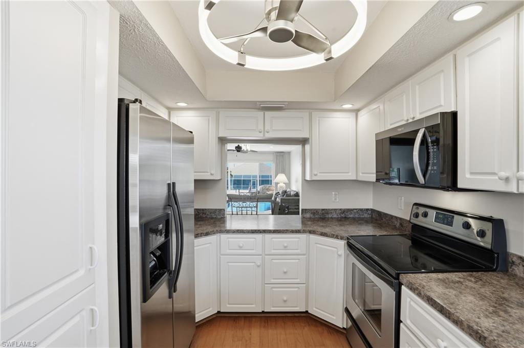 SEABREEZE CONDO - Residential