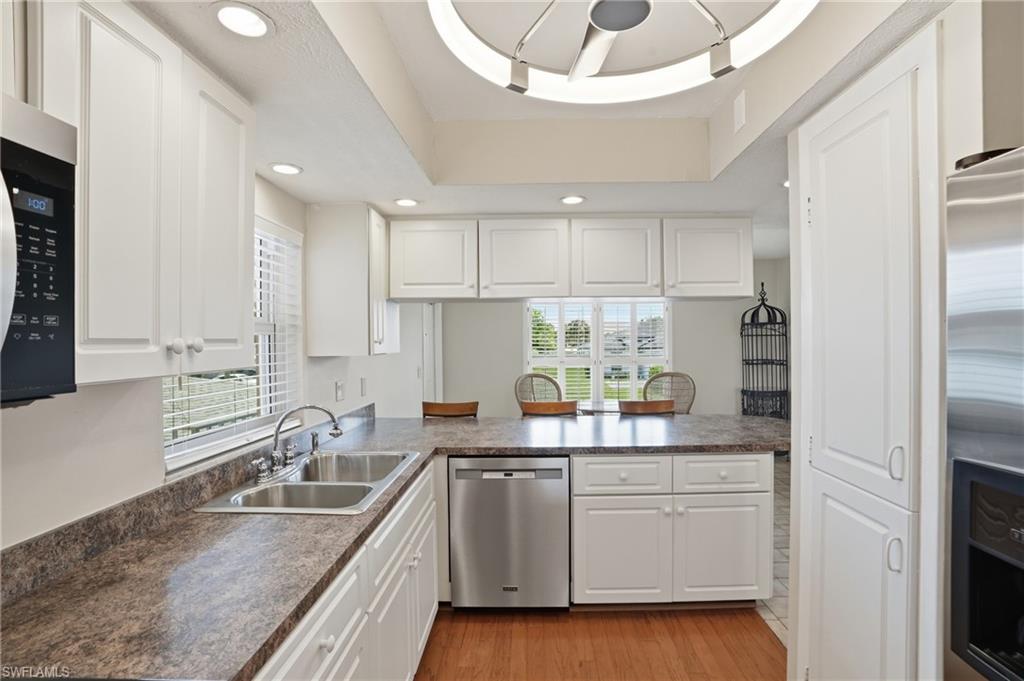 SEABREEZE CONDO - Residential