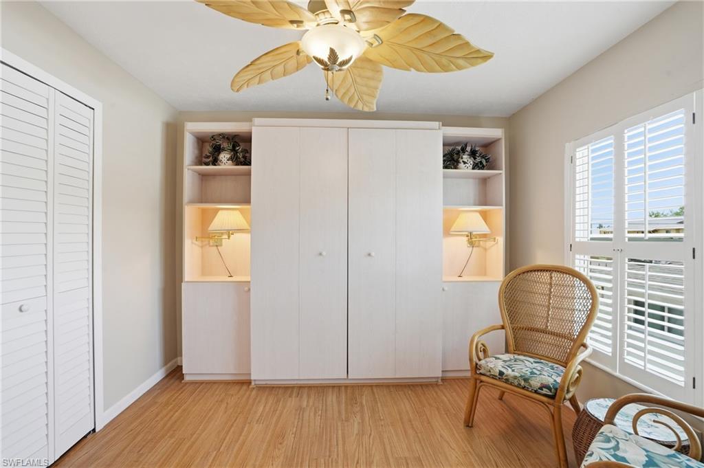 SEABREEZE CONDO - Residential