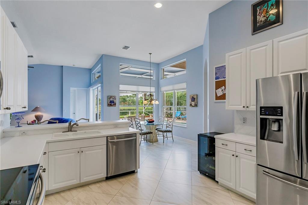 SATURNIA LAKES - Residential