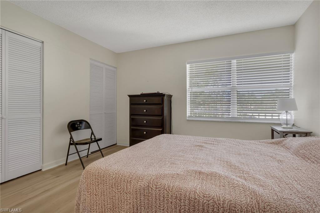 FOREST LAKES - Residential