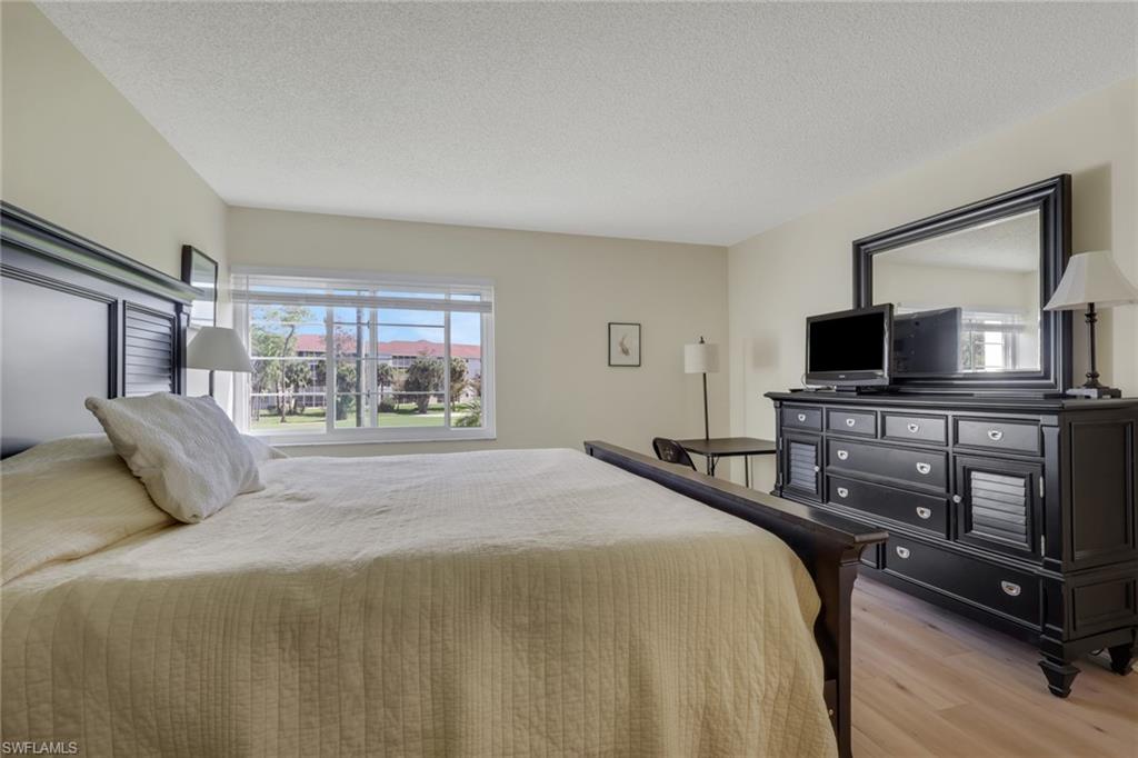 FOREST LAKES - Residential