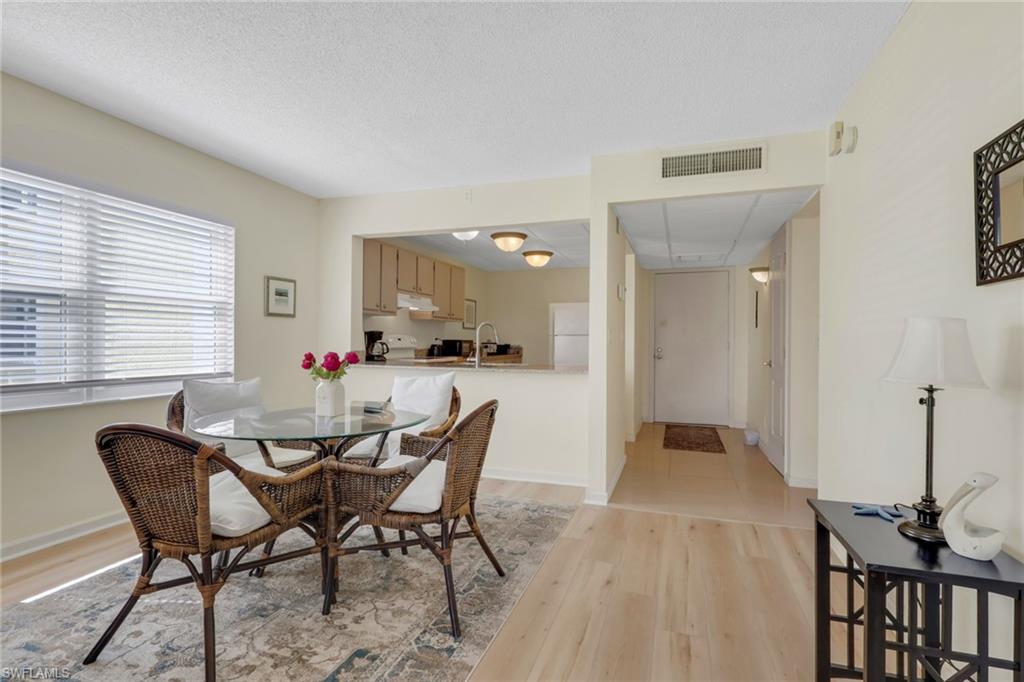 FOREST LAKES - Residential