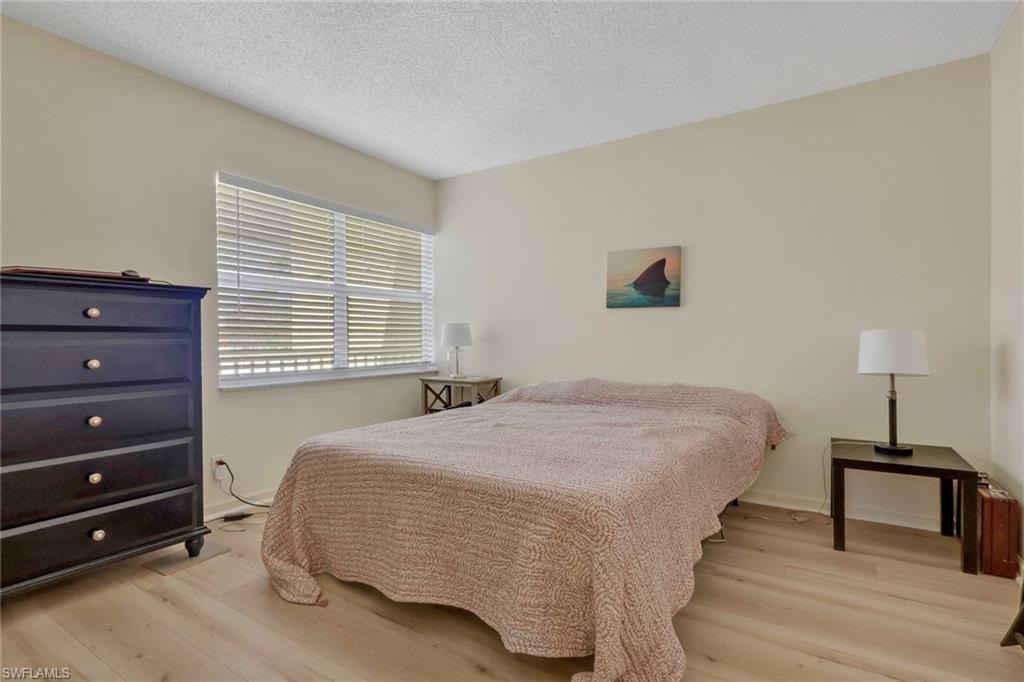 FOREST LAKES - Residential