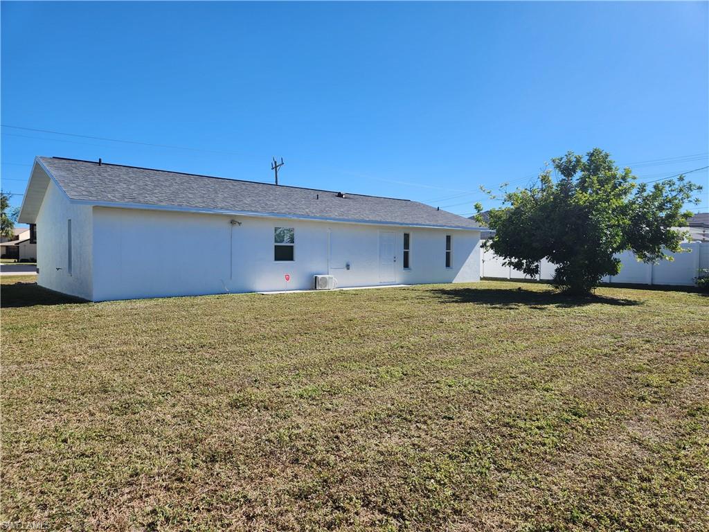 CAPE CORAL - Residential