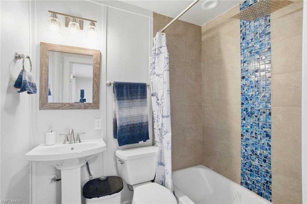 GULF HARBOR - Residential