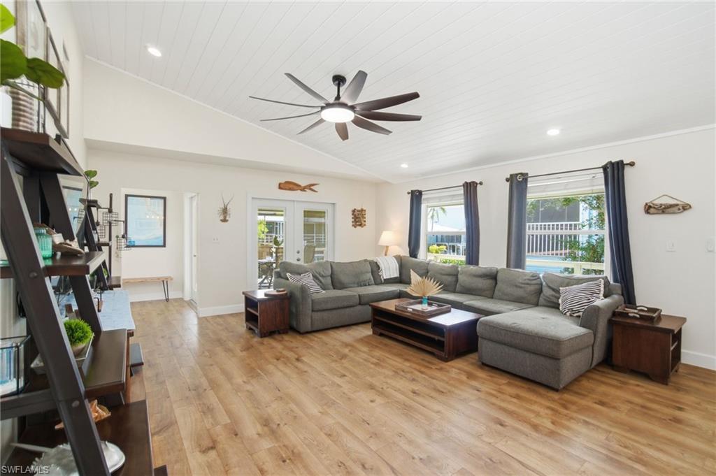 GULF HARBOR - Residential