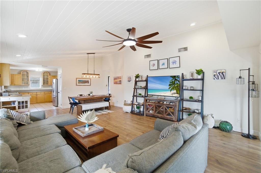 GULF HARBOR - Residential