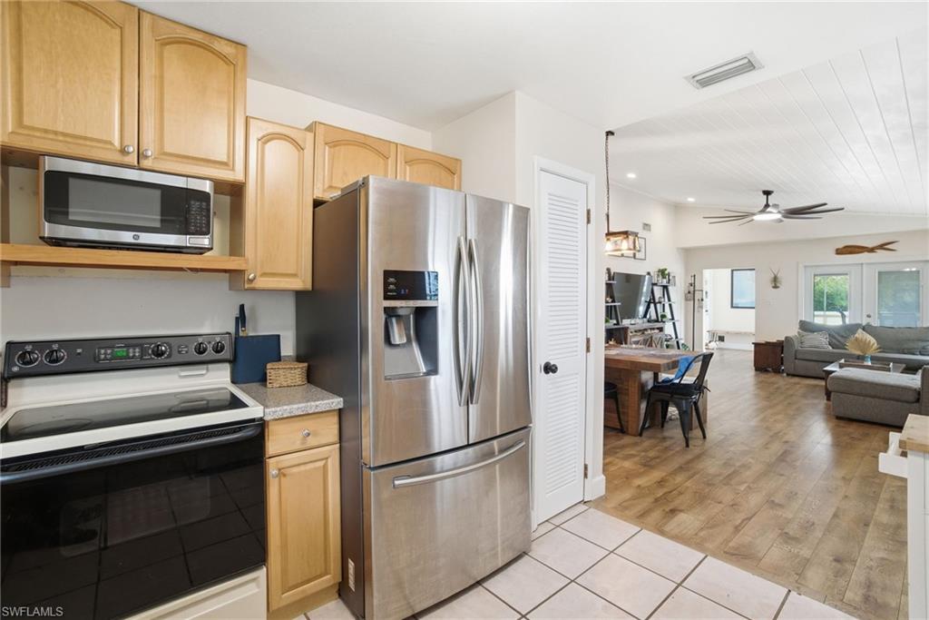 GULF HARBOR - Residential