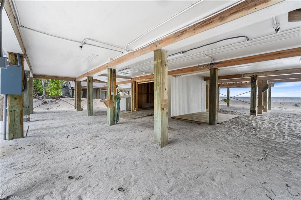 SAFETY HARBOR CLUB - Residential