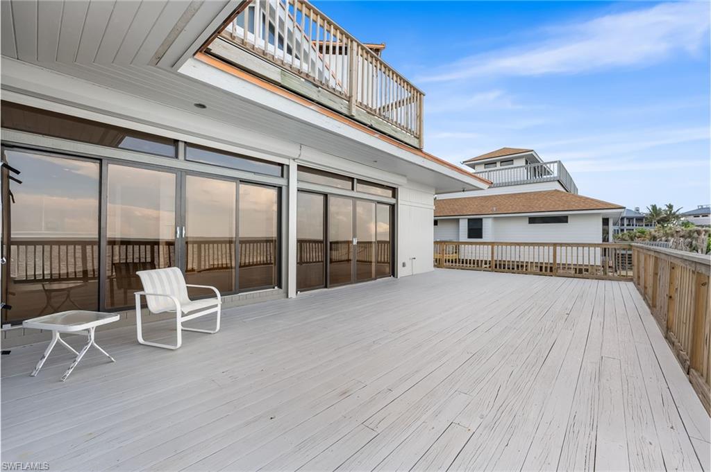 SAFETY HARBOR CLUB - Residential