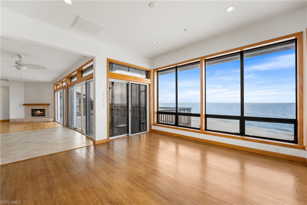 SAFETY HARBOR CLUB - Residential