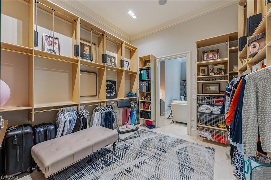 ESTATES AT BAY COLONY GOLF CLUB - Residential