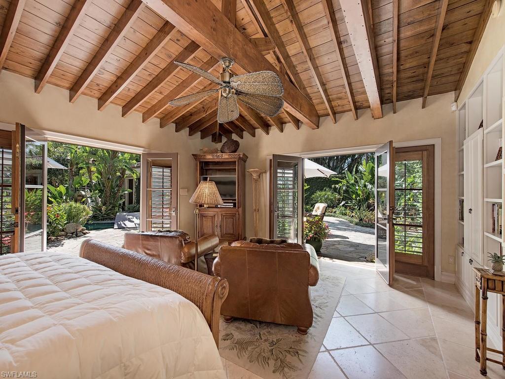 OLDE NAPLES - Residential