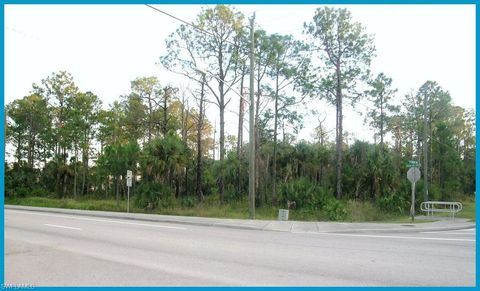 100 Golden Gate BLVD NAPLES FL 34120
