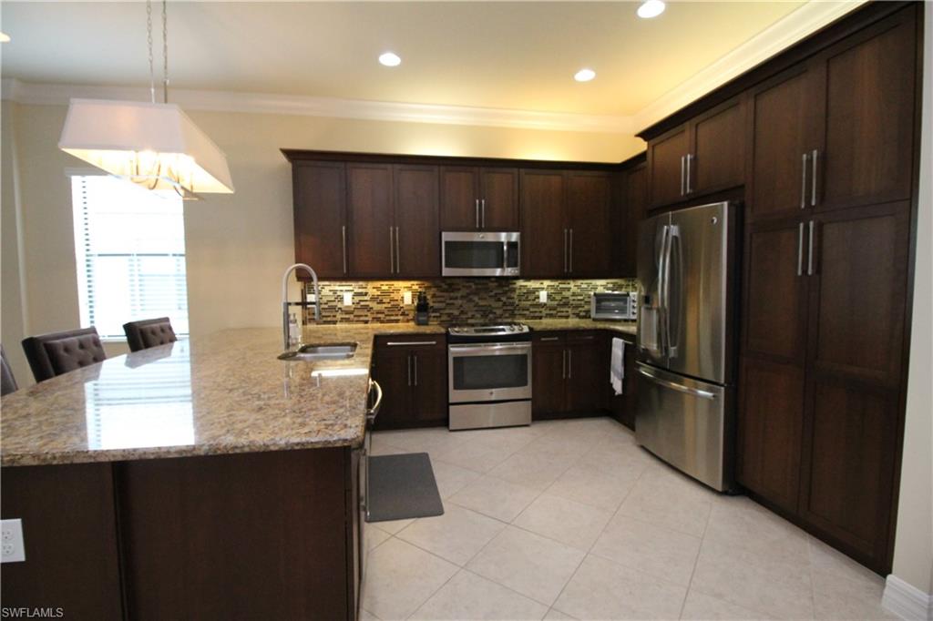 RIVERSTONE - Residential Lease