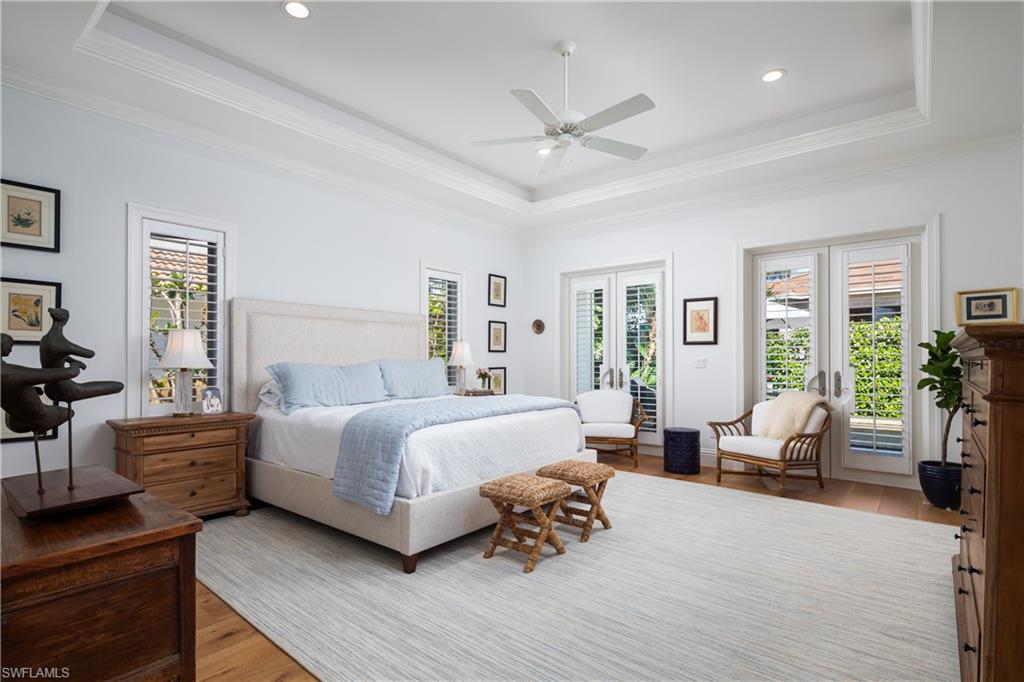 MOORINGS - Residential