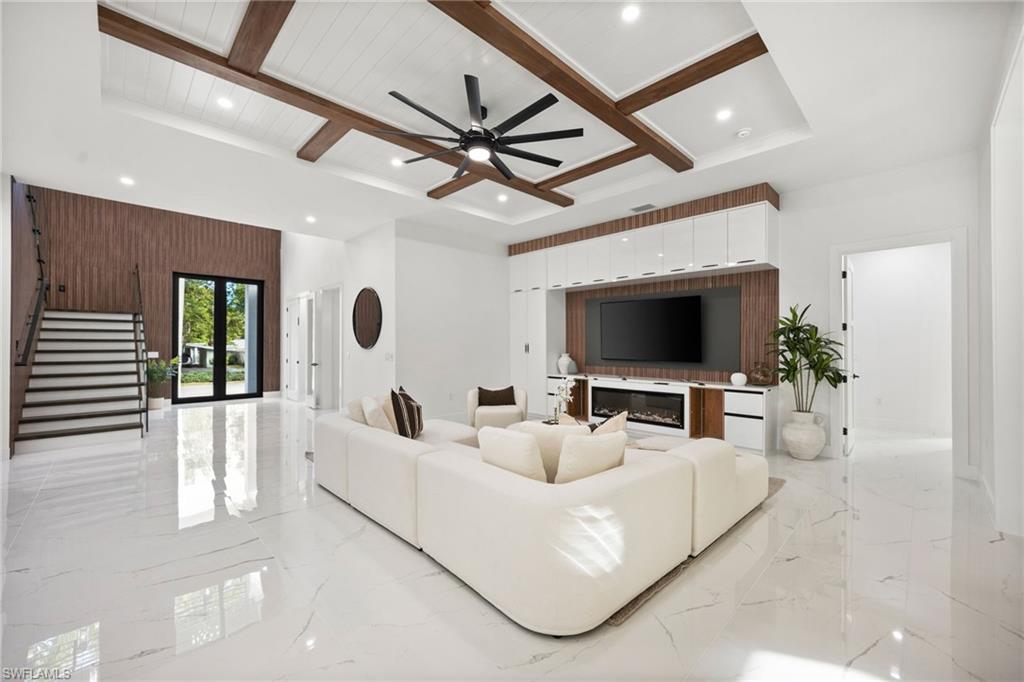 OLDE NAPLES - Residential