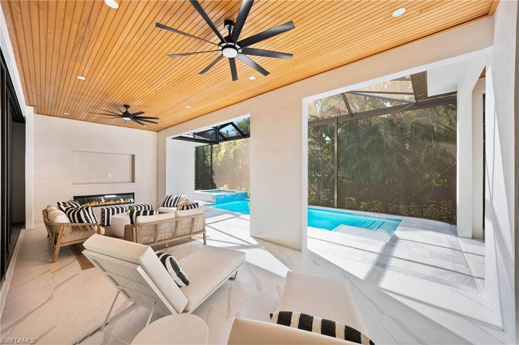 OLDE NAPLES - Residential