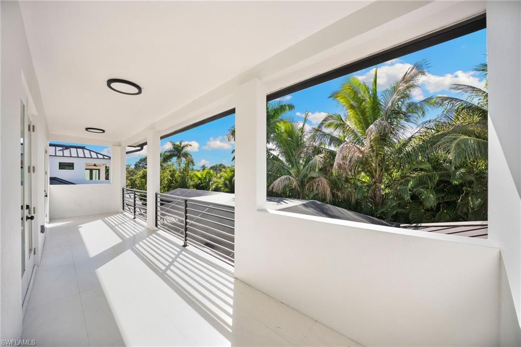 OLDE NAPLES - Residential