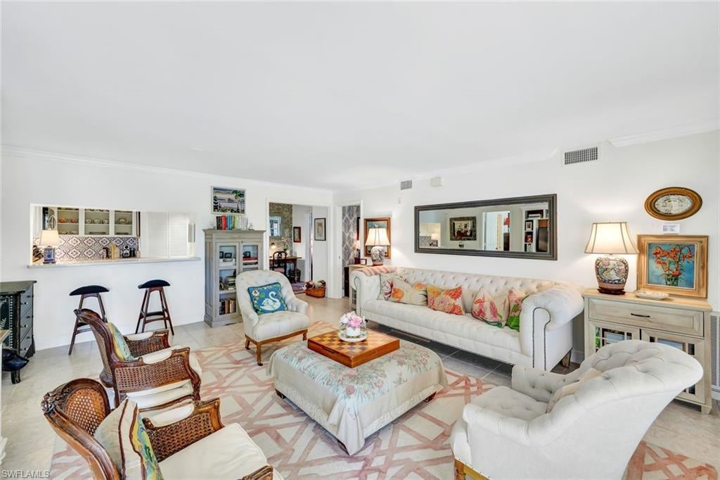 5637 Turtle Bay DR 17
