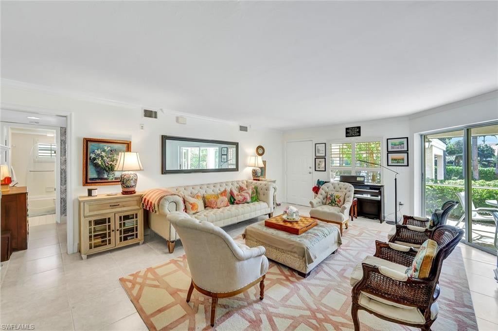 5637 Turtle Bay DR 17