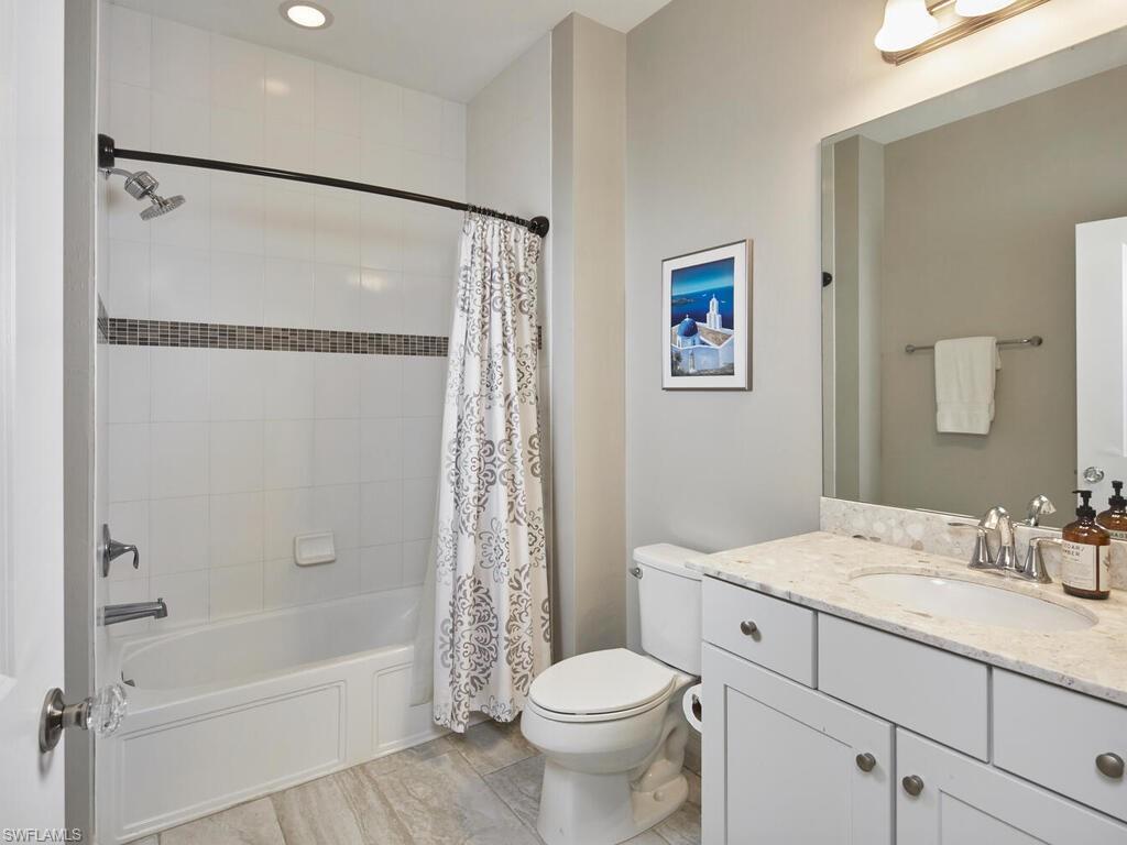 LAMORADA - Residential