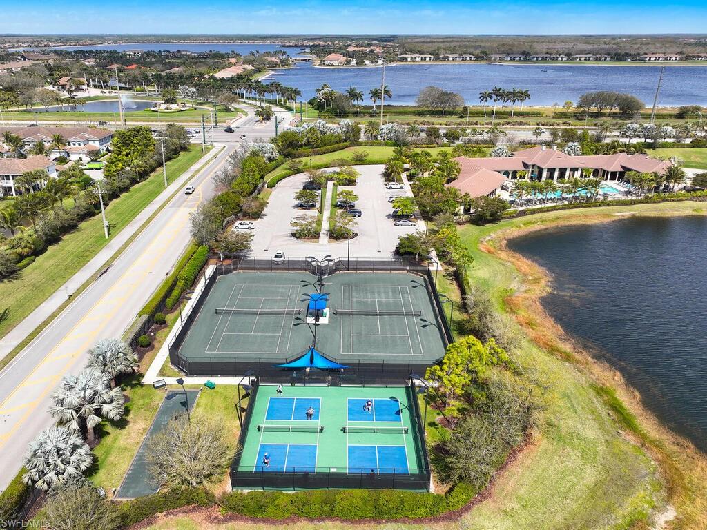 LAMORADA - Residential